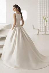 Svatební šaty Aras